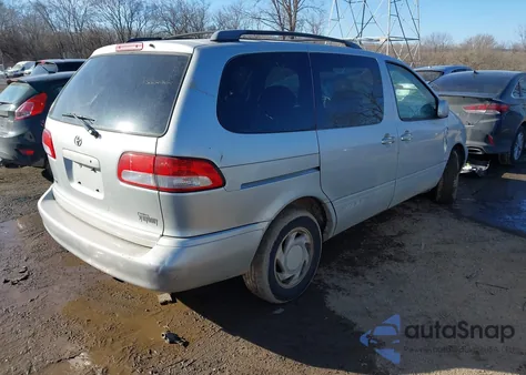 2002 Toyota Sienna Le z USA, uszkodzony, nr VIN 4T3ZF13C82U425496